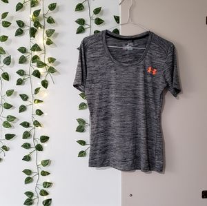 Under Armour T-shirt
